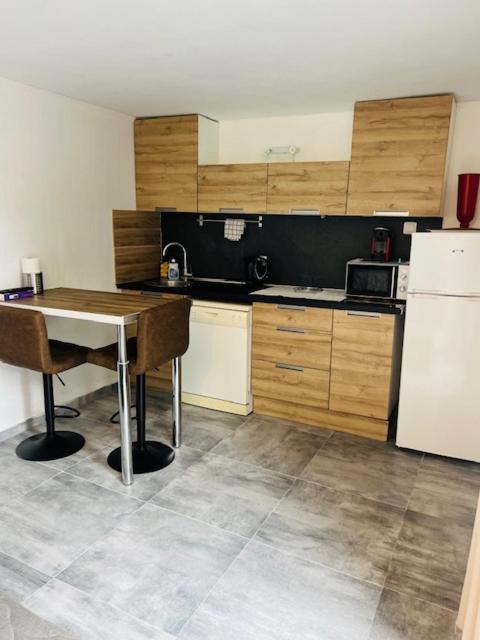 Cavaliere Studio 2 Pers Terrasse Льо Лаванду Екстериор снимка